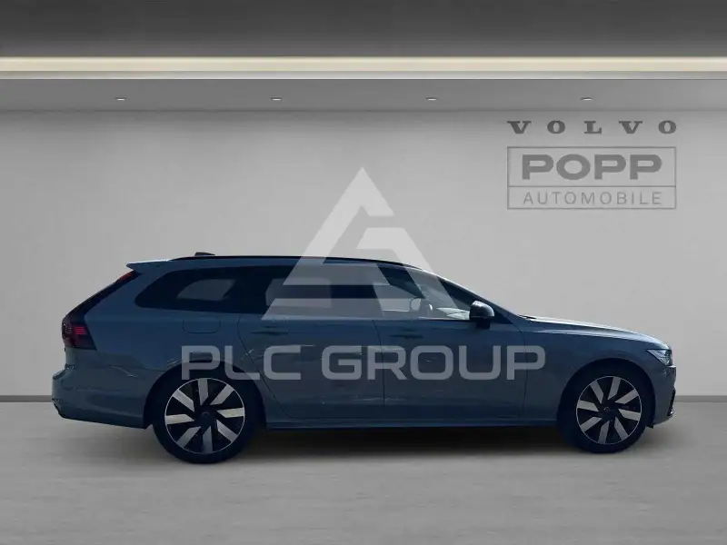 2025 Volvo V90