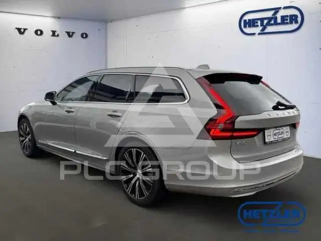 2025 Volvo V90