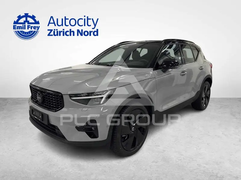 2025 Volvo XC40