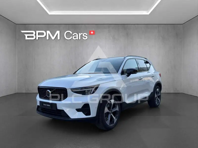 2025 Volvo XC40