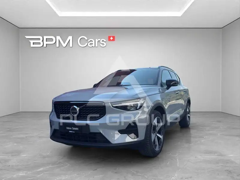 2025 Volvo XC40