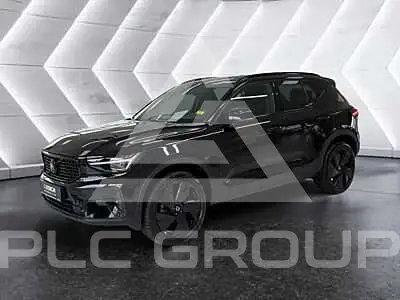 2025 Volvo XC40