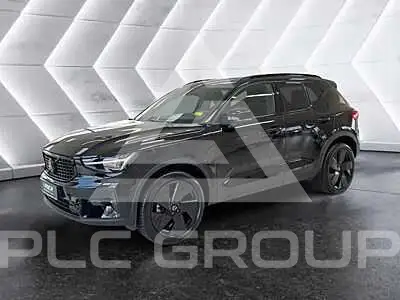 2025 Volvo XC40