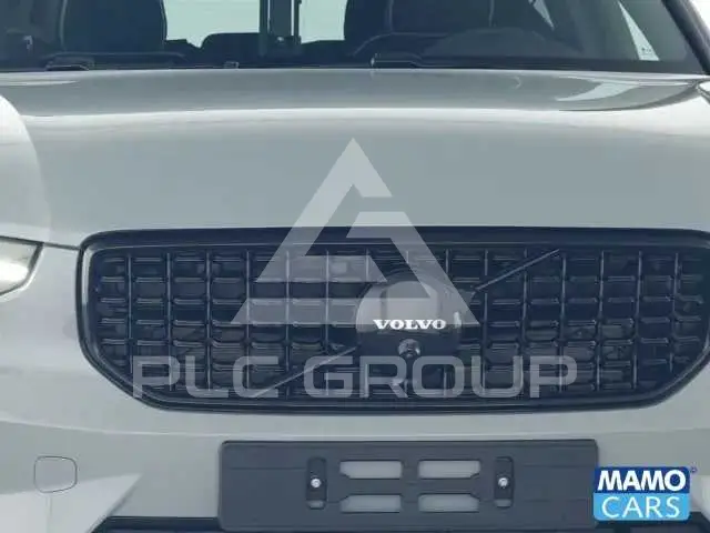 2025 Volvo XC40
