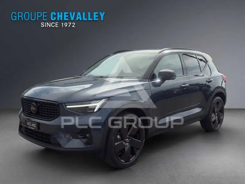 2025 Volvo XC40