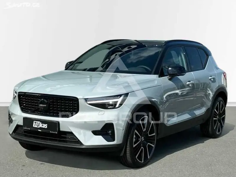2025 Volvo XC40