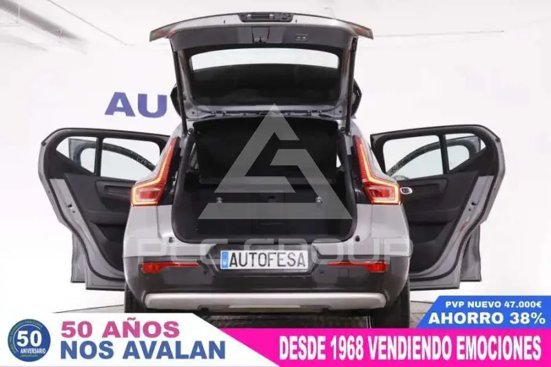 2025 Volvo XC40
