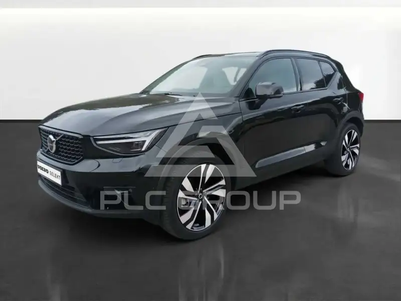 2025 Volvo XC40