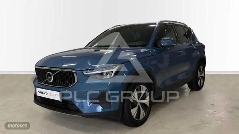 2025 Volvo XC40