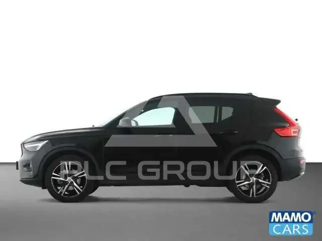 2025 Volvo XC40
