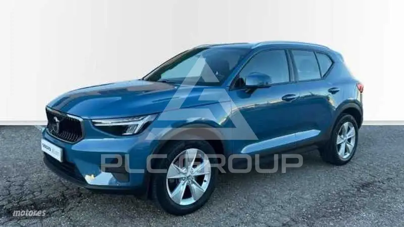 2025 Volvo XC40