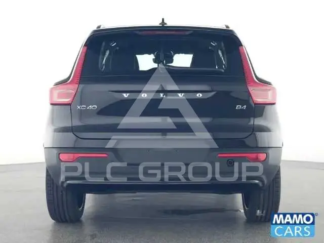 2025 Volvo XC40