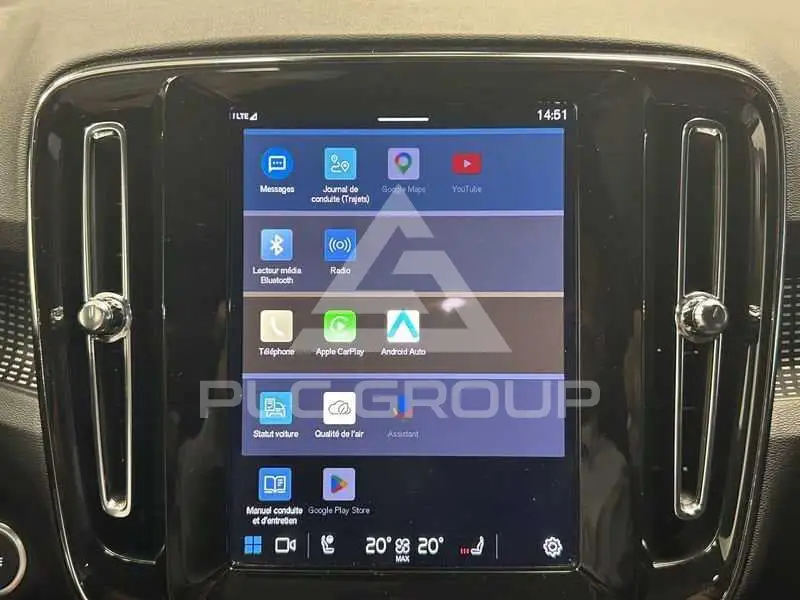 2025 Volvo XC40