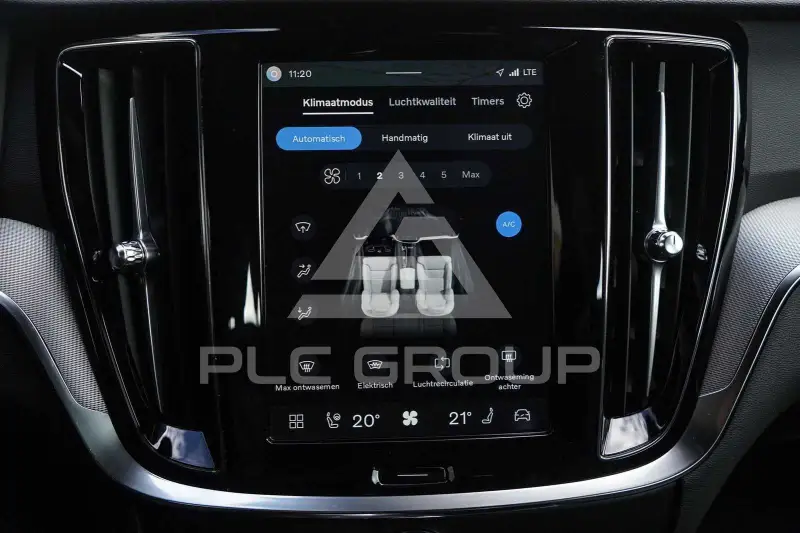 2025 Volvo V60