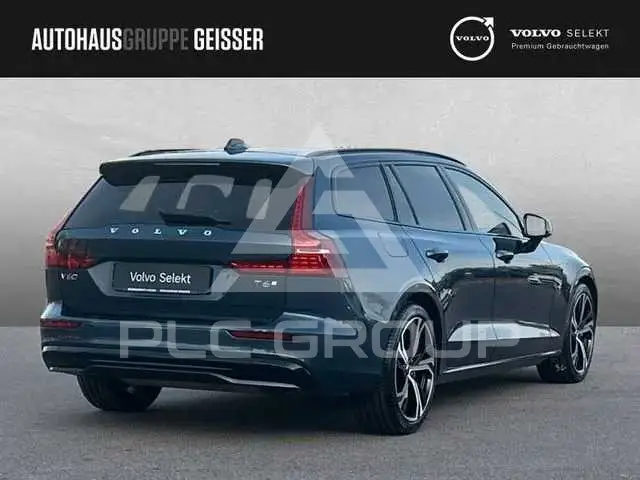 2025 Volvo V60