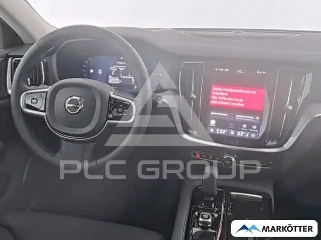 2025 Volvo V60