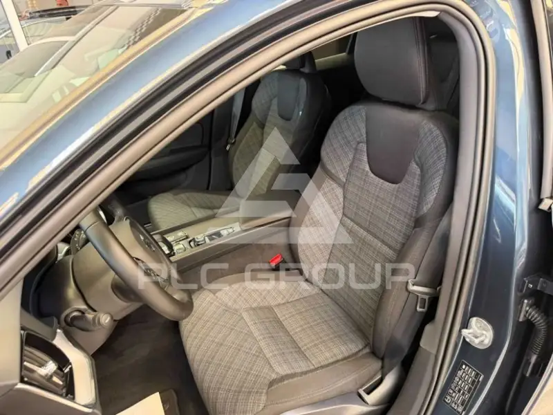 2025 Volvo V60