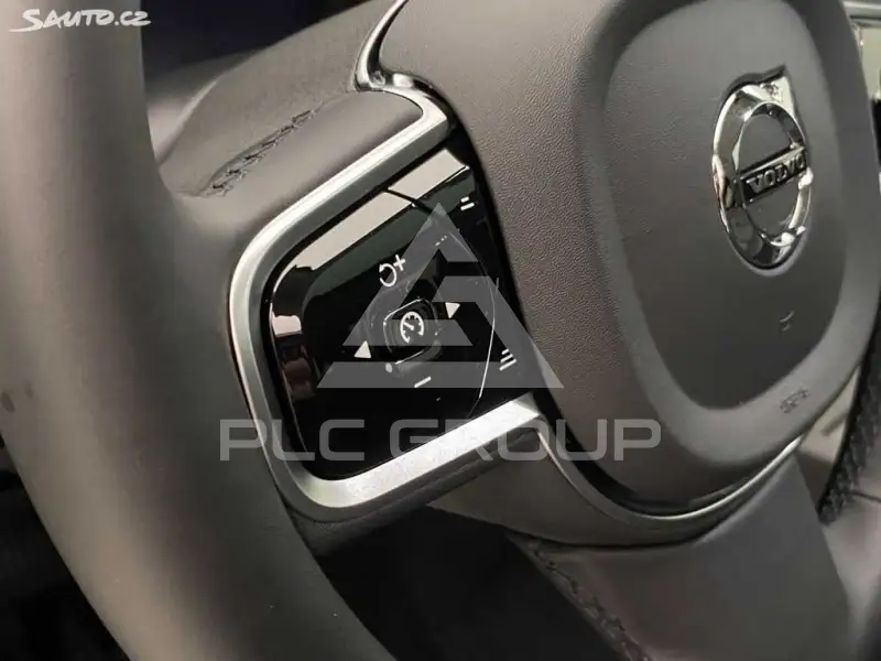 2025 Volvo V60