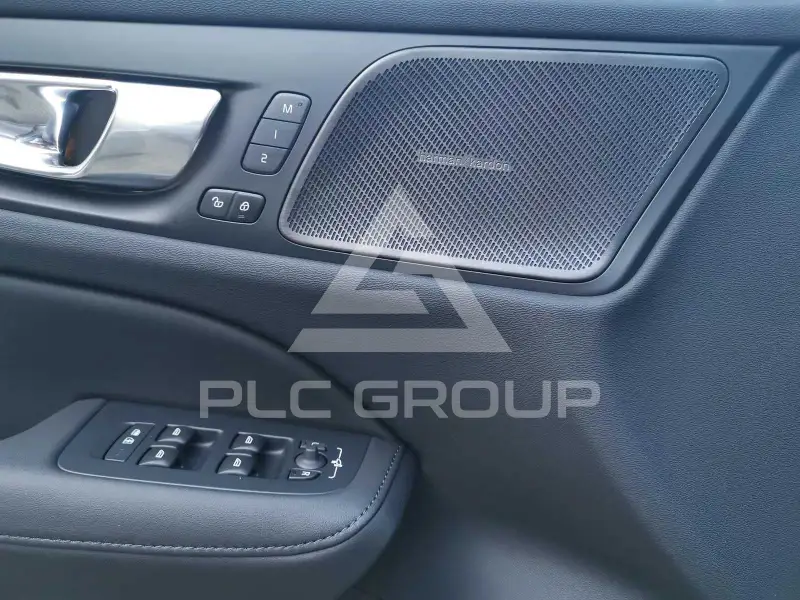 2025 Volvo V60