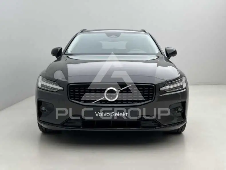 2025 Volvo V60