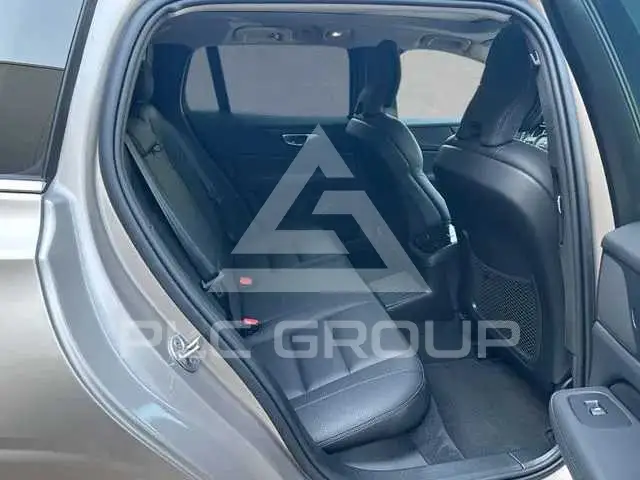 2025 Volvo V60
