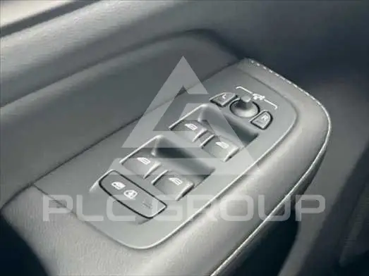 2025 Volvo V60