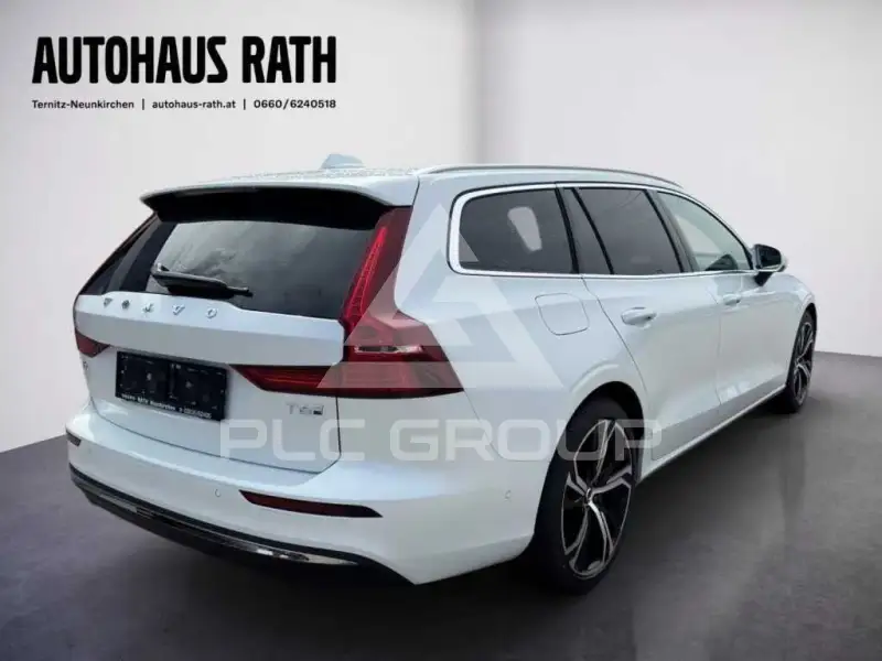 2025 Volvo V60