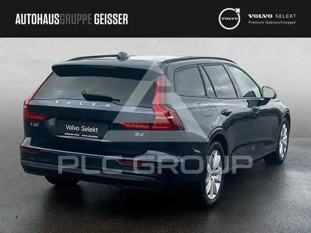 2025 Volvo V60