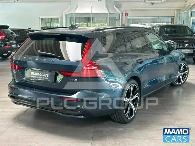 2025 Volvo V60