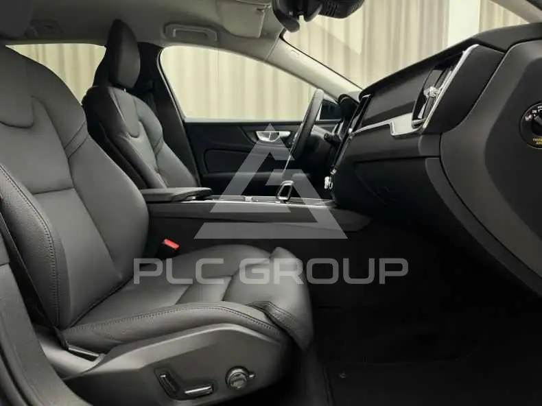 2025 Volvo V60