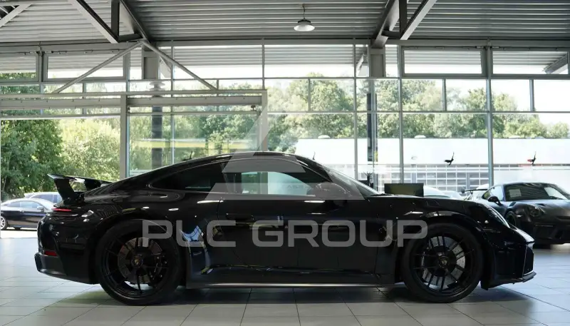 2025 Porsche 911
