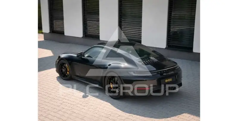 2025 Porsche 911