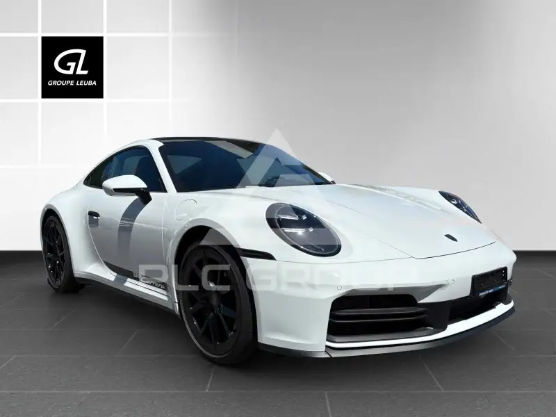 2025 Porsche 911