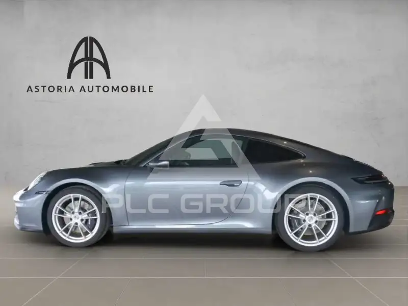 2025 Porsche 911