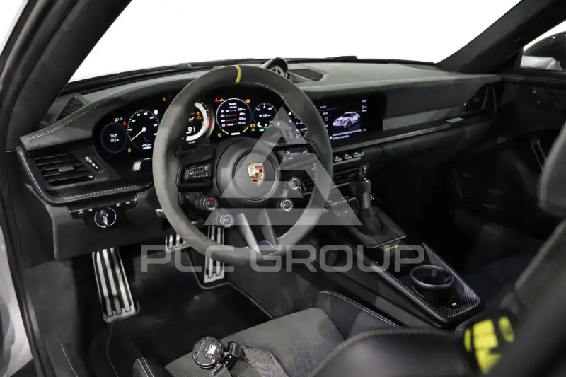 2025 Porsche 911