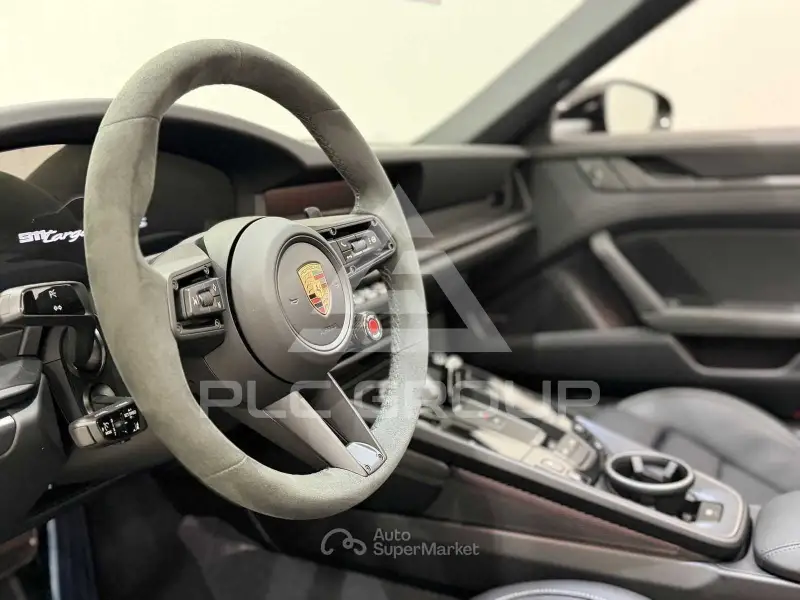 2025 Porsche 911