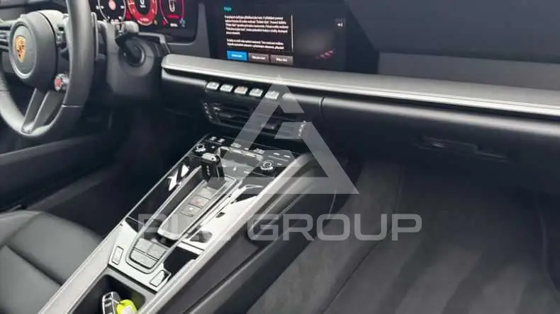 2025 Porsche 911