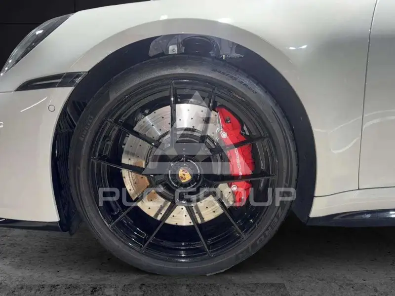 2025 Porsche 911