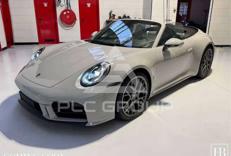 2025 Porsche 911