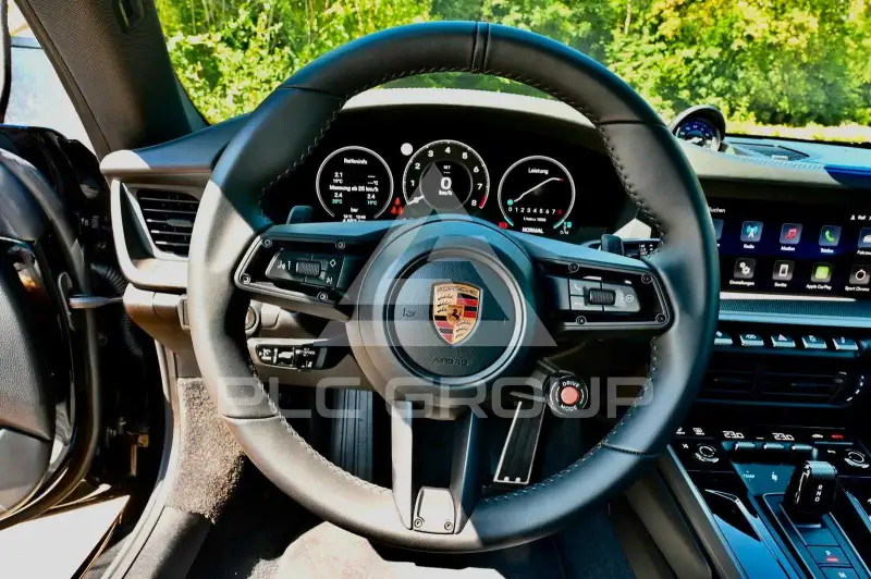 2025 Porsche 911