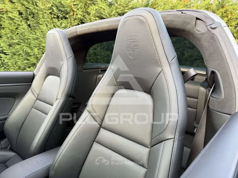 2025 Porsche 911