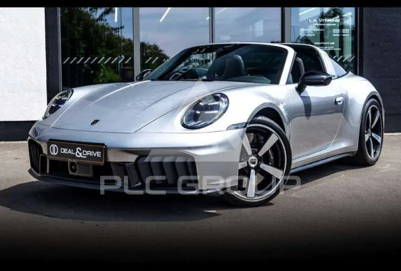 2025 Porsche 911