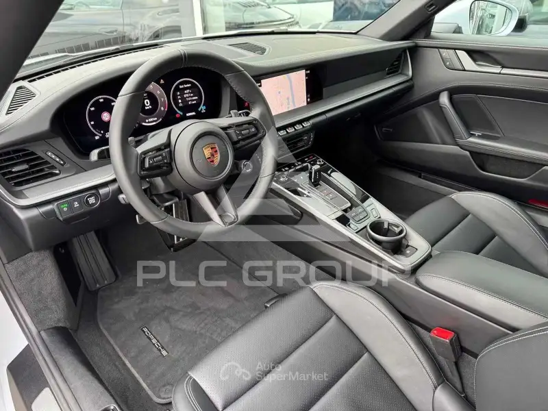 2025 Porsche 911
