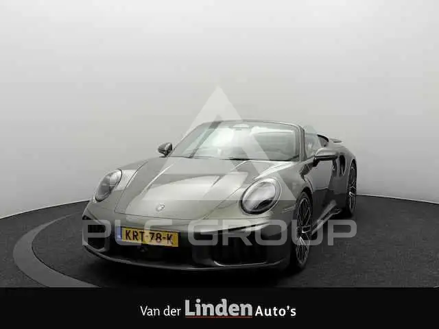 2025 Porsche 911