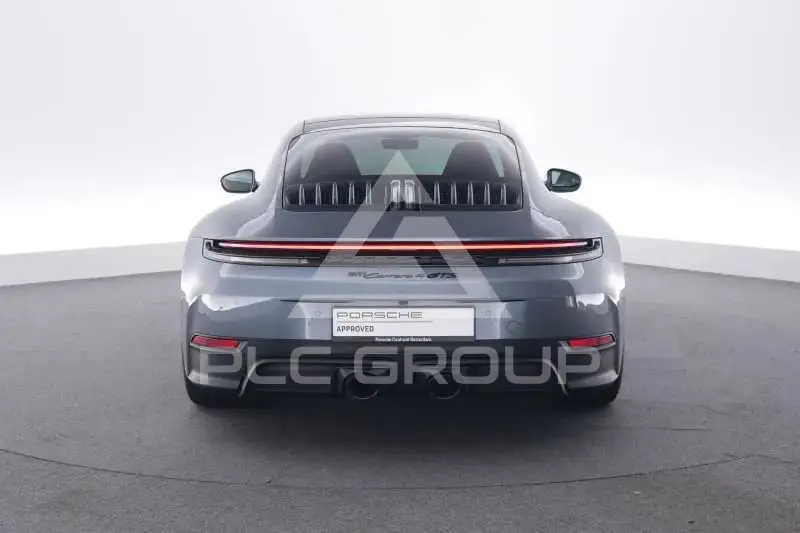 2025 Porsche 911