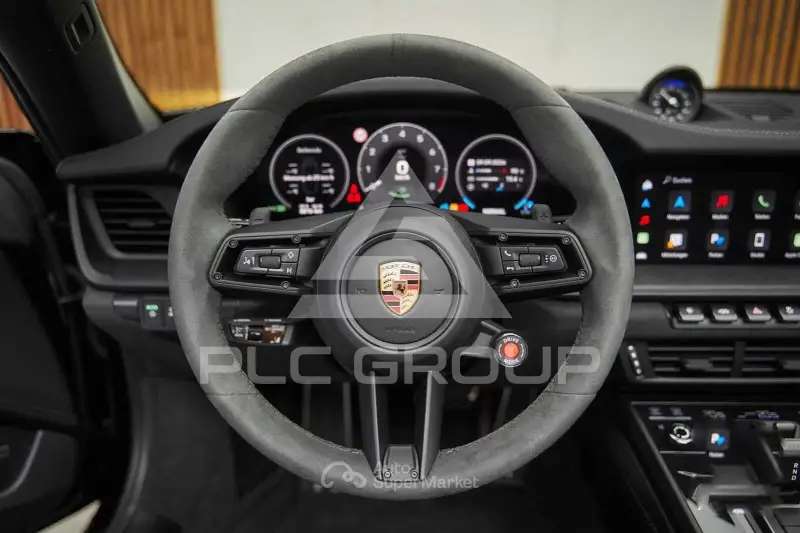 2025 Porsche 911