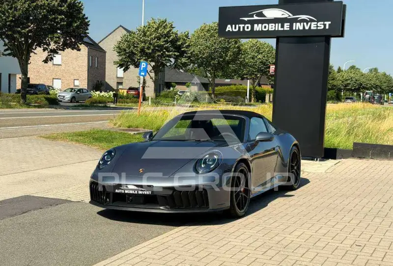 2025 Porsche 911