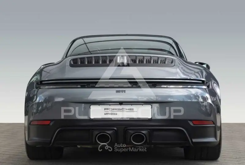 2025 Porsche 911