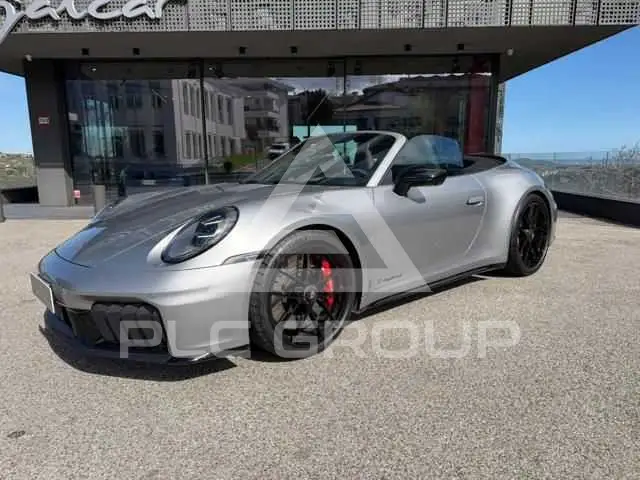 2025 Porsche 911