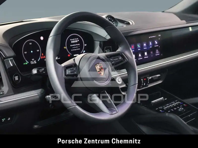 2025 Porsche Cayenne
